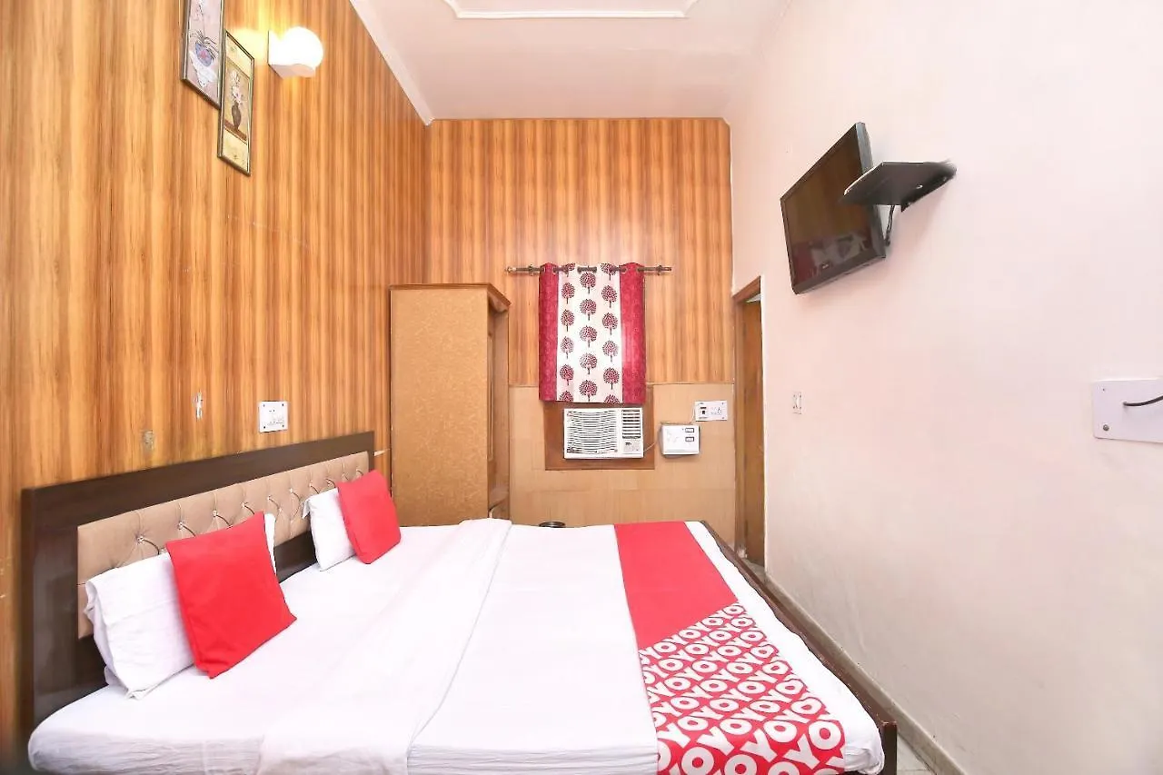 Oyo 5637 Hotel Majestic Chandīgarh